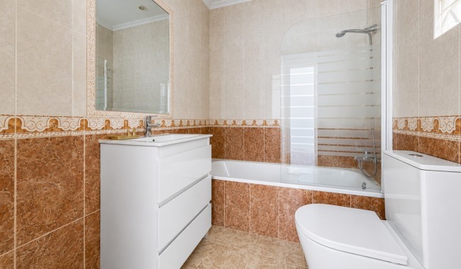 Resale - Apartment - Orihuela Costa - Los Almendros