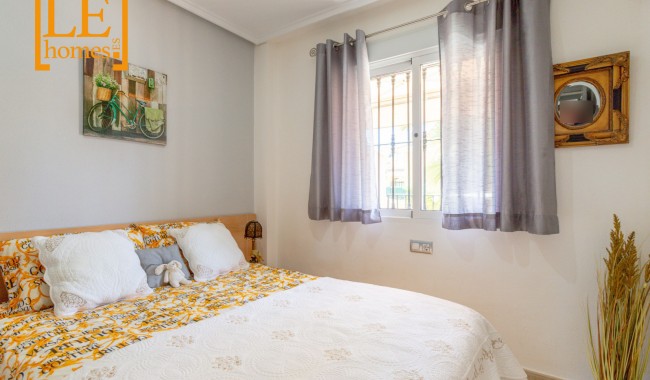 Sprzedaż - Bungalow - Orihuela costa - Villamartín