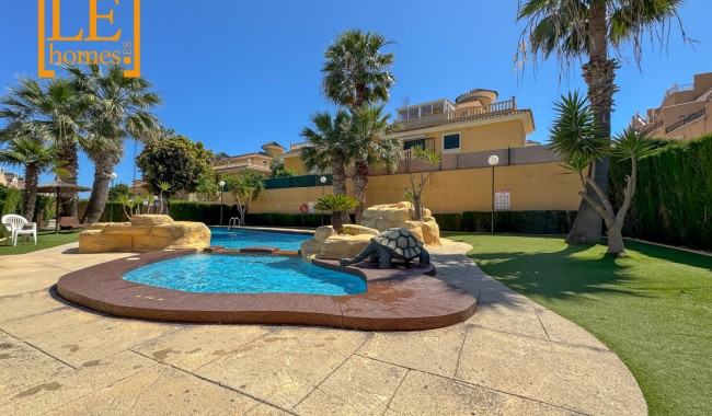 Sprzedaż - Bungalow - Orihuela costa - Villamartín