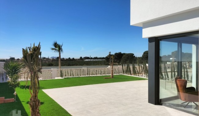 New Build - Villa - Pilar de La Horadada