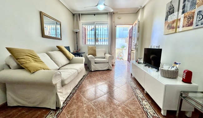 Sprzedaż - Apartament - Orihuela costa - La Zenia