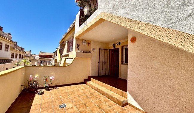 Sprzedaż - Apartament - Orihuela costa - La Zenia