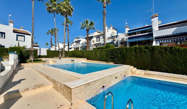 Sprzedaż - Bungalow - Orihuela costa - Villamartín