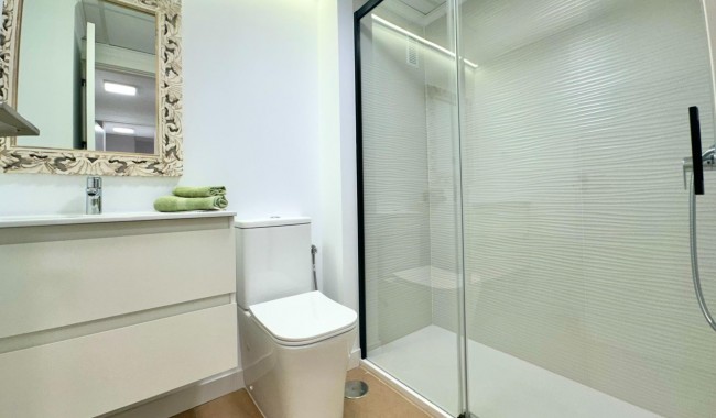 Sprzedaż - Apartament - Torrevieja - Acequion