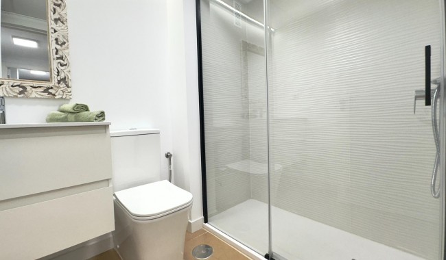 Sprzedaż - Apartament - Torrevieja - Acequion