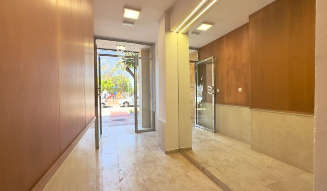 Sprzedaż - Apartament - Torrevieja - Acequion