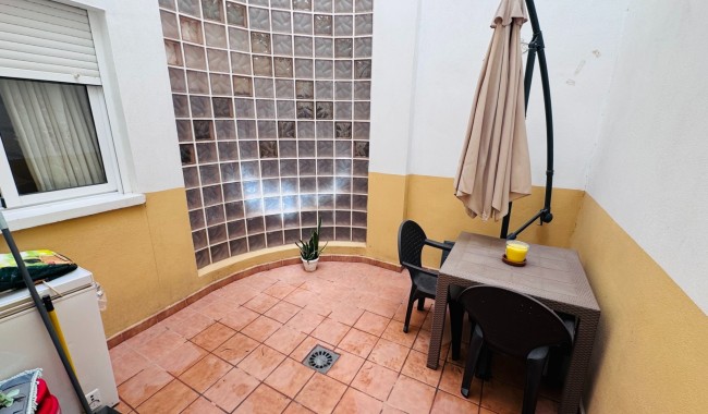 Resale - Apartment - Algorfa