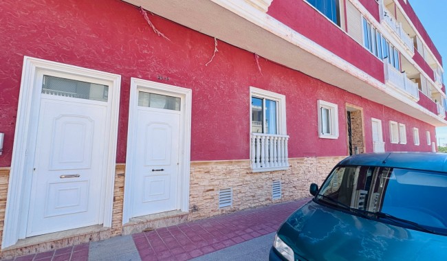 Resale - Apartment - Algorfa