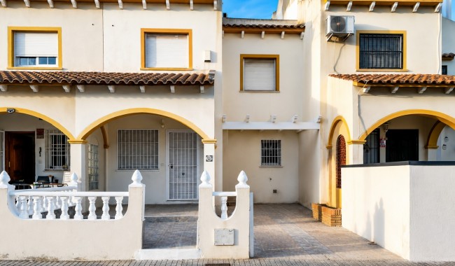 Resale - Apartment - Orihuela Costa - Los Almendros