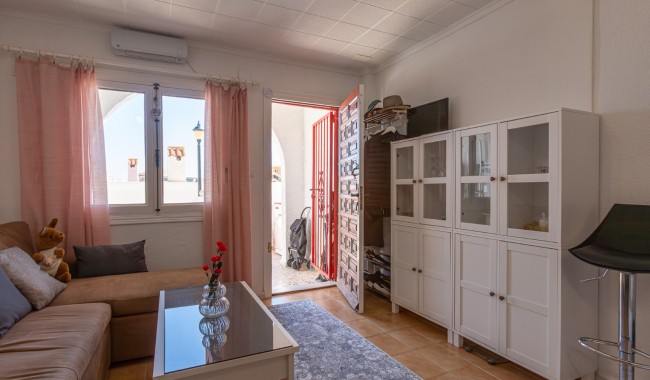 Resale - Apartment - Torrevieja - Cabo cervera