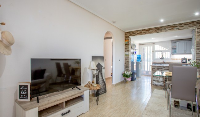 Resale - Bungalow - Orihuela Costa - Villamartín