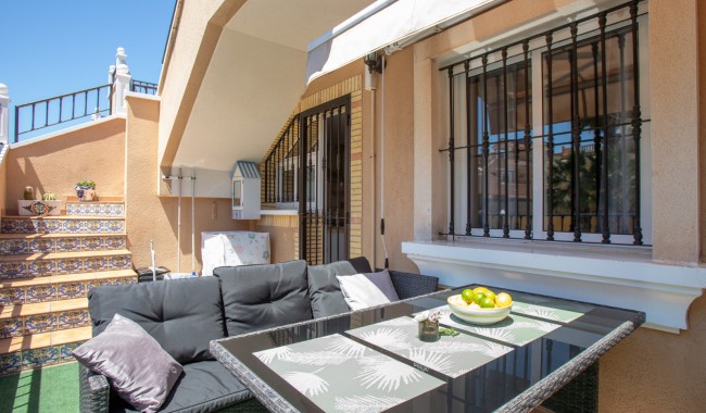 Resale - Bungalow - Orihuela Costa - Villamartín