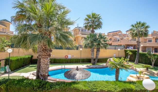 Resale - Bungalow - Orihuela Costa - Villamartín