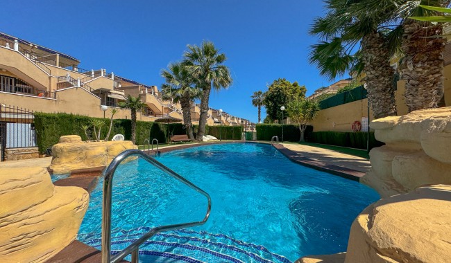 Resale - Bungalow - Orihuela Costa - Villamartín