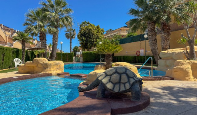 Resale - Bungalow - Orihuela Costa - Villamartín