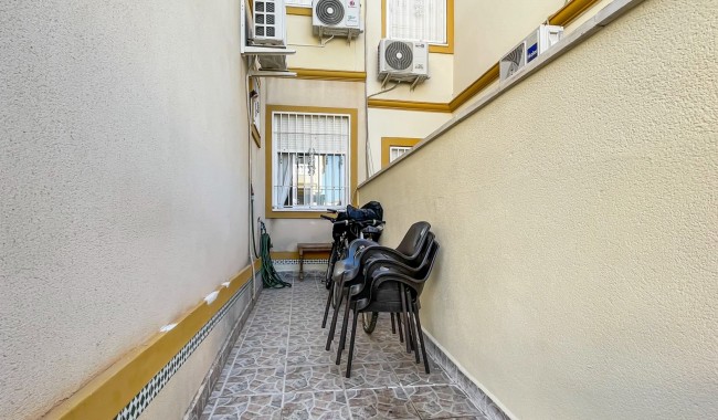 Begagnad - Bungalow - Orihuela Costa - Playa Flamenca