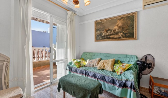 Resale - Apartment - Torrevieja - Playa de los locos
