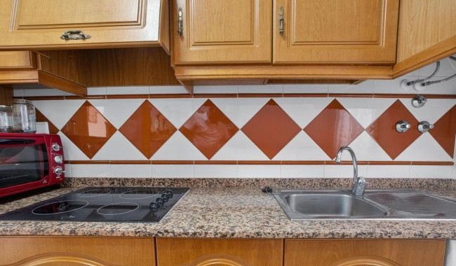 Resale - Apartment - Torrevieja - Playa de los locos