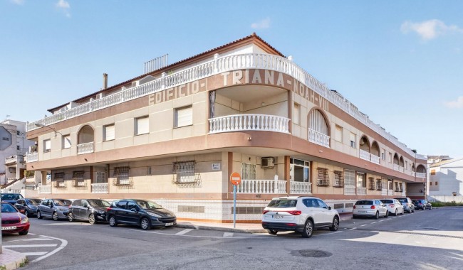 Resale - Apartment - Torrevieja - Playa de los locos