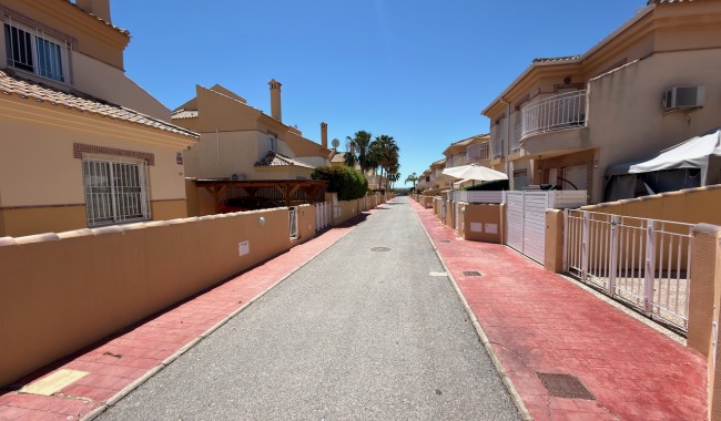 Sprzedaż - Willa - Ciudad Quesada - Doña pepa