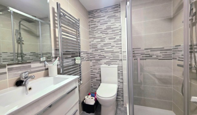 Sprzedaż - Apartament - Guardamar - Pinomar