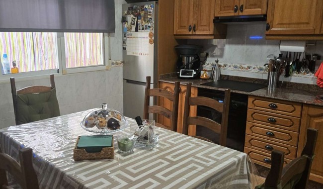 Begagnad - Villa - Alpera