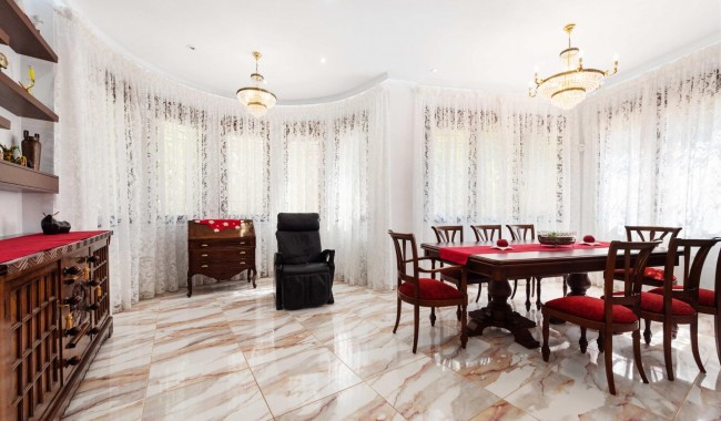 Resale - Villa - Orihuela Costa - Dehesa de Campoamor