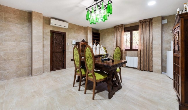 Resale - Villa - Orihuela Costa - Dehesa de Campoamor
