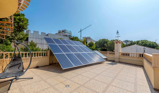 Resale - Villa - Orihuela Costa - Dehesa de Campoamor