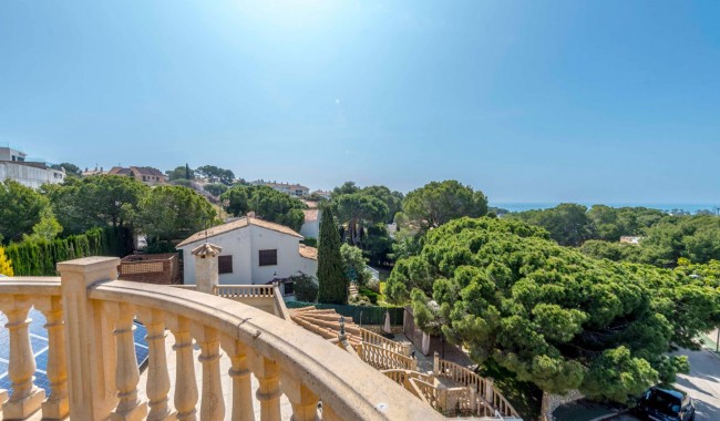 Resale - Villa - Orihuela Costa - Dehesa de Campoamor