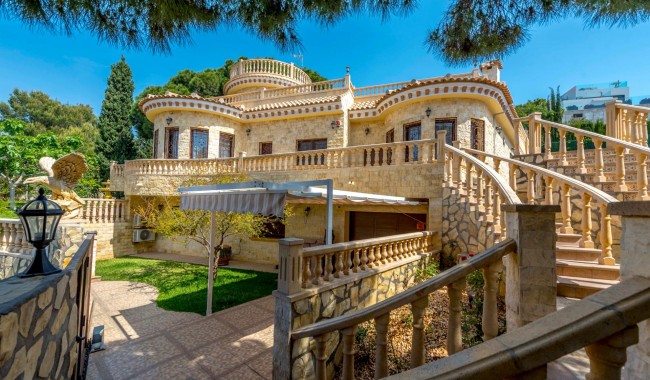 Resale - Villa - Orihuela Costa - Dehesa de Campoamor