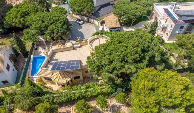 Resale - Villa - Orihuela Costa - Dehesa de Campoamor