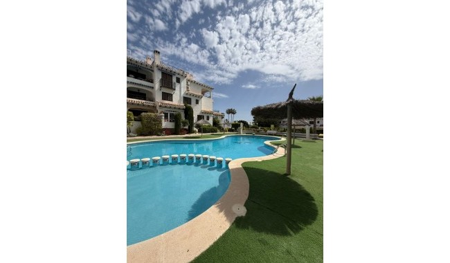Sprzedaż - Apartament - Orihuela - Cabo Roig