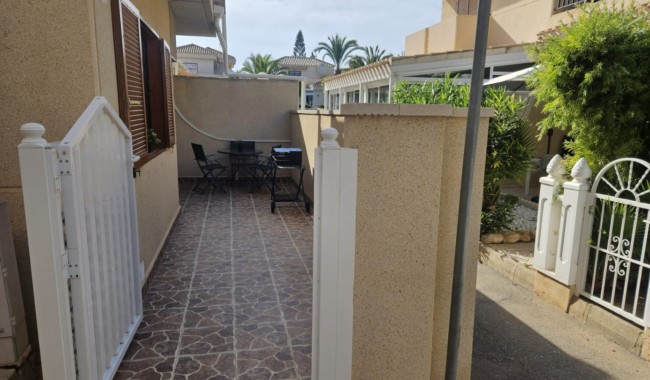 Sprzedaż - Bungalow - Orihuela - Punta Prima