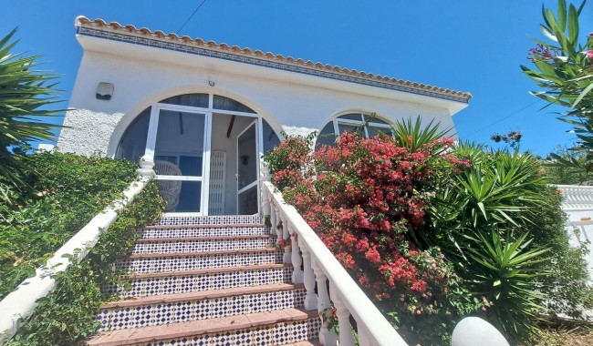 Resale - Villa - San Miguel de Salinas - Blue Lagoon