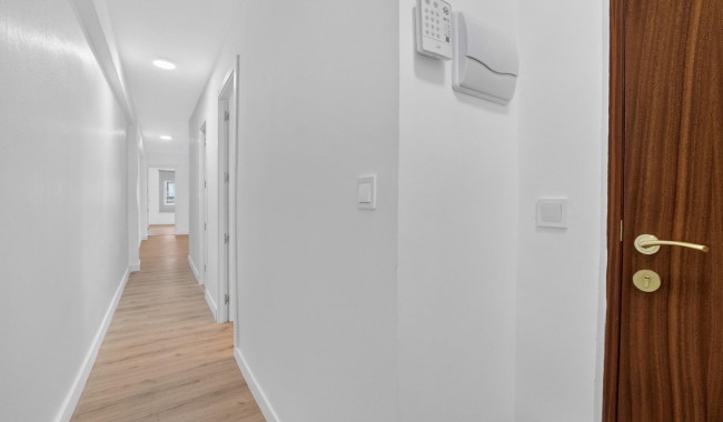 Resale - Apartment - Torrevieja - Centro