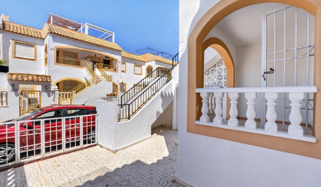 Sprzedaż - Apartament - Torrevieja - El limonar