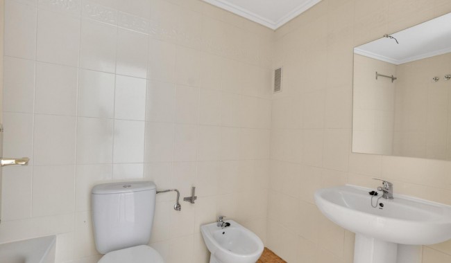 Sprzedaż - Apartament - Torrevieja - El limonar