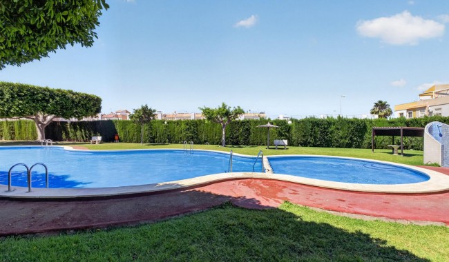 Sprzedaż - Apartament - Torrevieja - El limonar