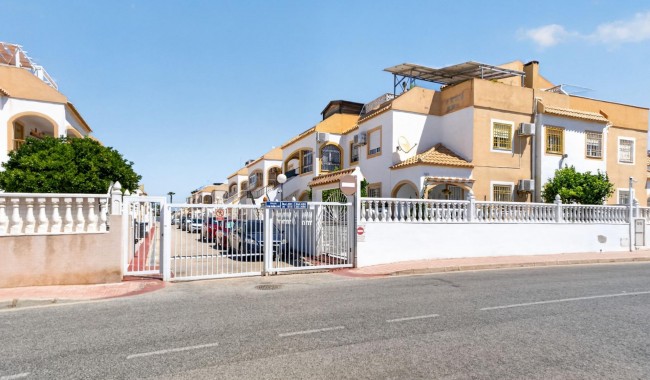 Sprzedaż - Apartament - Torrevieja - El limonar