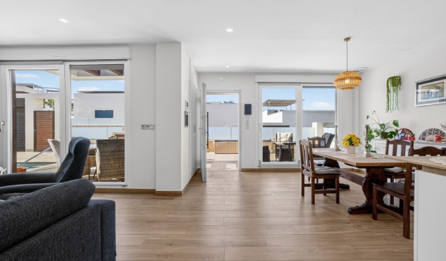 Resale - Villa - Ciudad Quesada/Rojales - Alicante