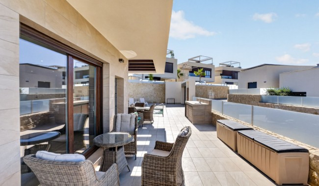 Begagnad - Villa - Ciudad Quesada/Rojales - Alicante