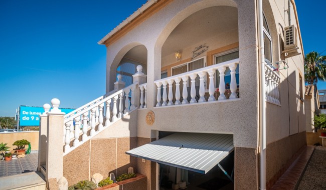 Sprzedaż - Willa - Orihuela costa - Los Altos