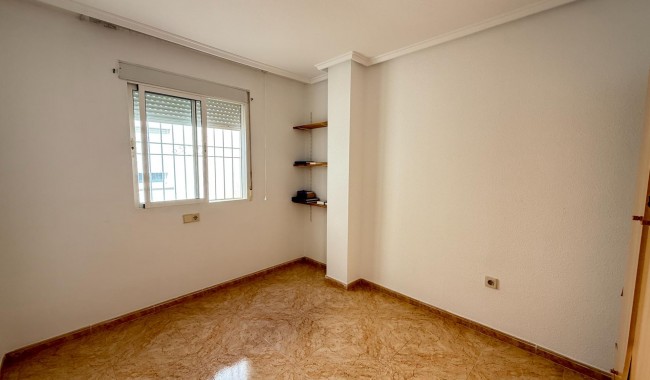 Segunda mano - Apartamento - Torrevieja - Centro