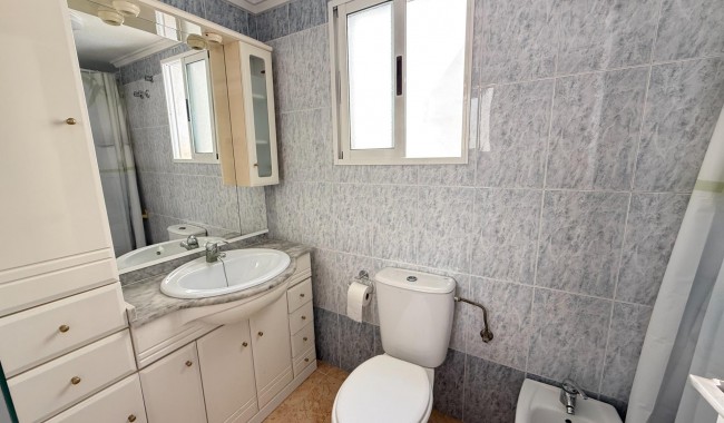 Segunda mano - Apartamento - Torrevieja - Centro