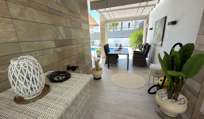 Brukt - Villa - Algorfa - La Finca golf