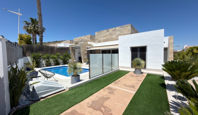 Brukt - Villa - Algorfa - La Finca golf