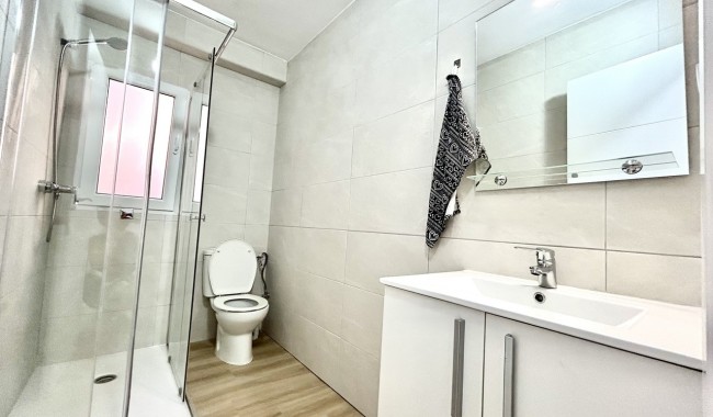 Sprzedaż - Apartament - Torrevieja