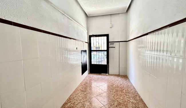 Sprzedaż - Apartament - Torrevieja