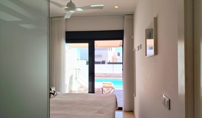 Begagnad - Villa - San Miguel de Salinas